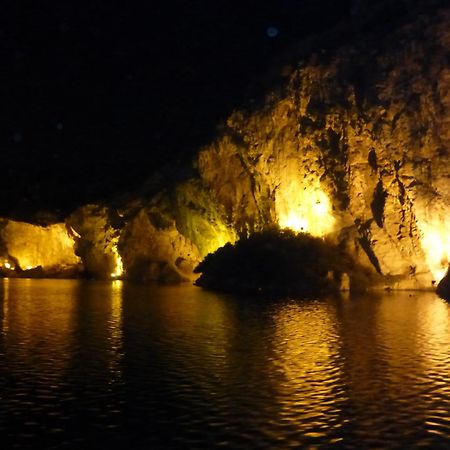 Varkiza'S Cottages المظهر الخارجي الصورة